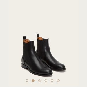 NWT Frye Melissa Chelsea Boot in Black, Size 9